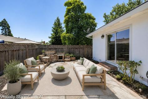 1712 Weaverly Drive Petaluma CA 94954