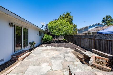 1712 Weaverly Drive Petaluma CA 94954