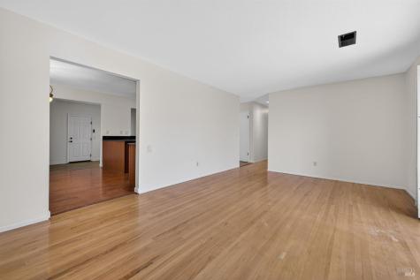 1712 Weaverly Drive Petaluma CA 94954