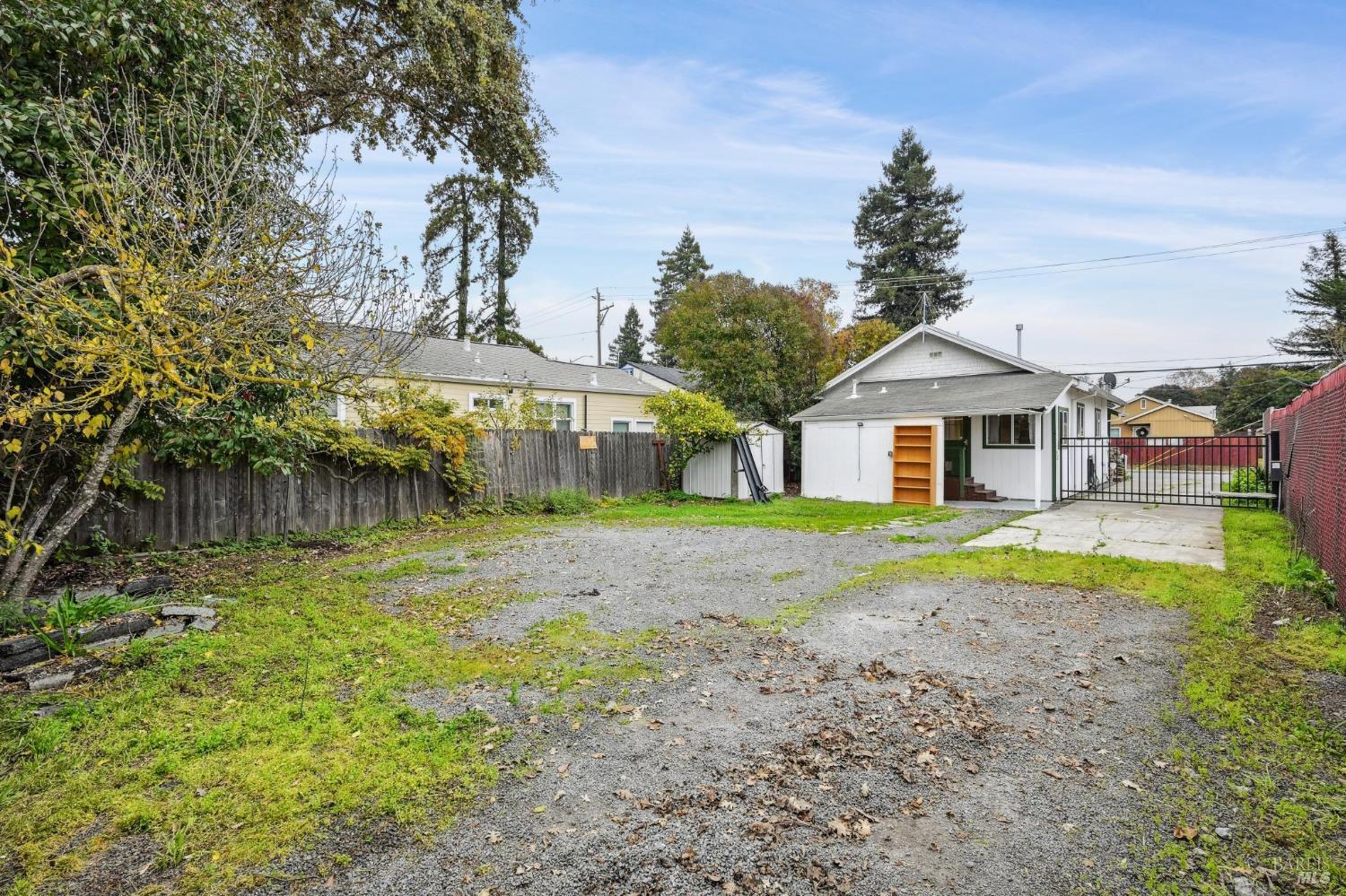 1127 Cleveland Avenue Santa Rosa CA 95401
