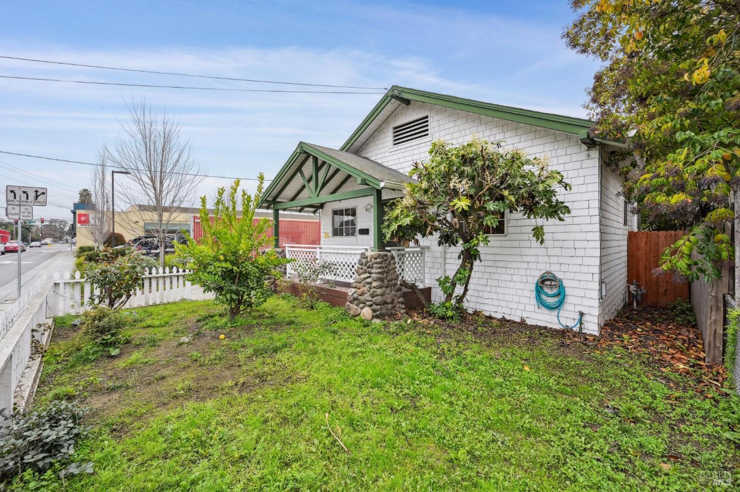 1127 Cleveland Avenue Santa Rosa CA 95401