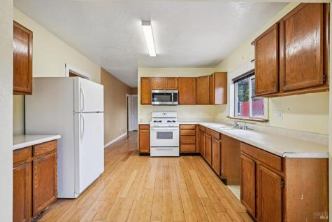 1127 Cleveland Avenue Santa Rosa CA 95401