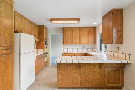 717 Glenhill Court Novato CA 94947