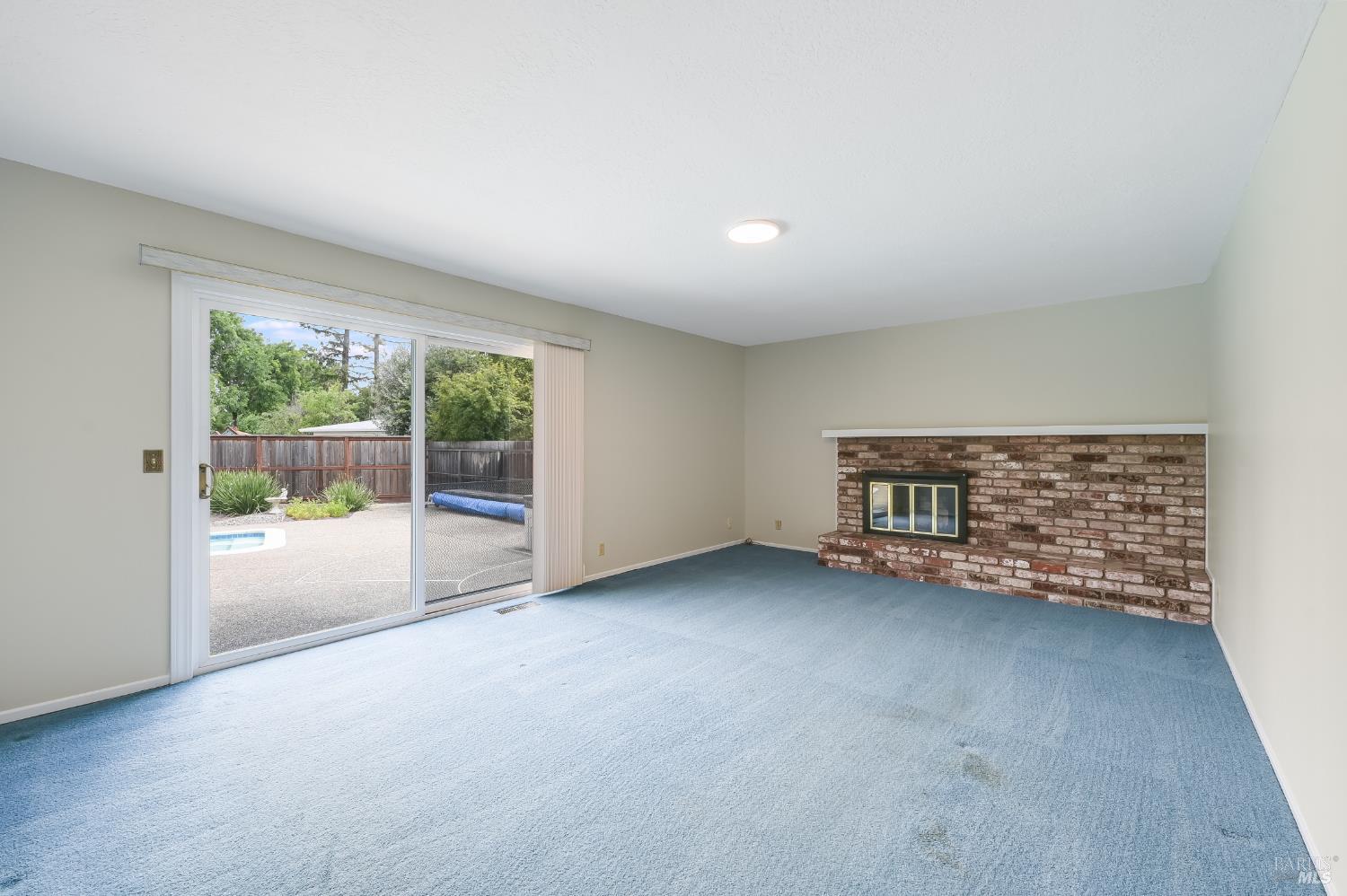 717 Glenhill Court Novato CA 94947
