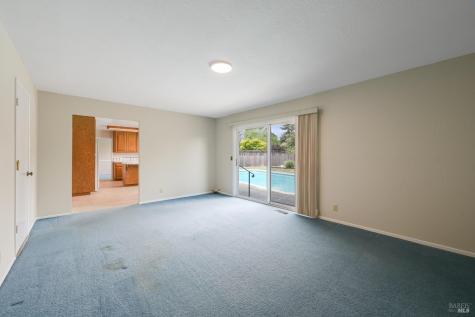 717 Glenhill Court Novato CA 94947