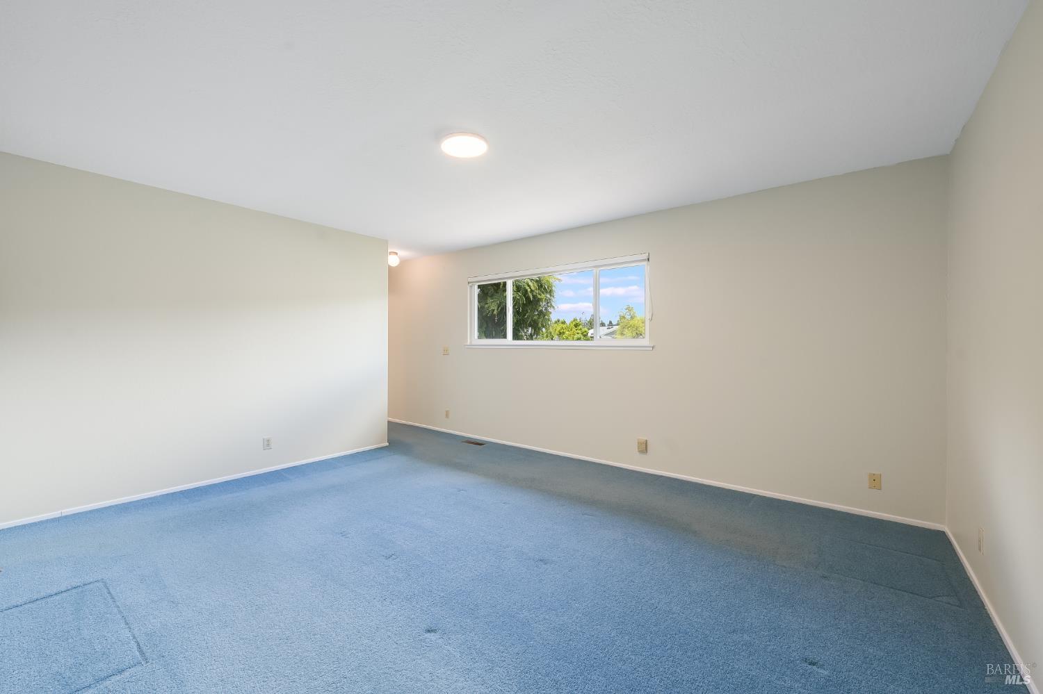 717 Glenhill Court Novato CA 94947