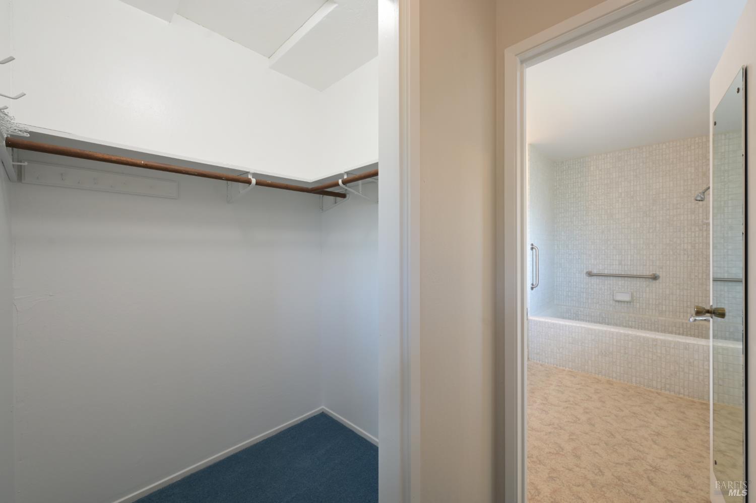 717 Glenhill Court Novato CA 94947