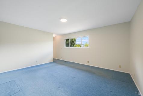 717 Glenhill Court Novato CA 94947