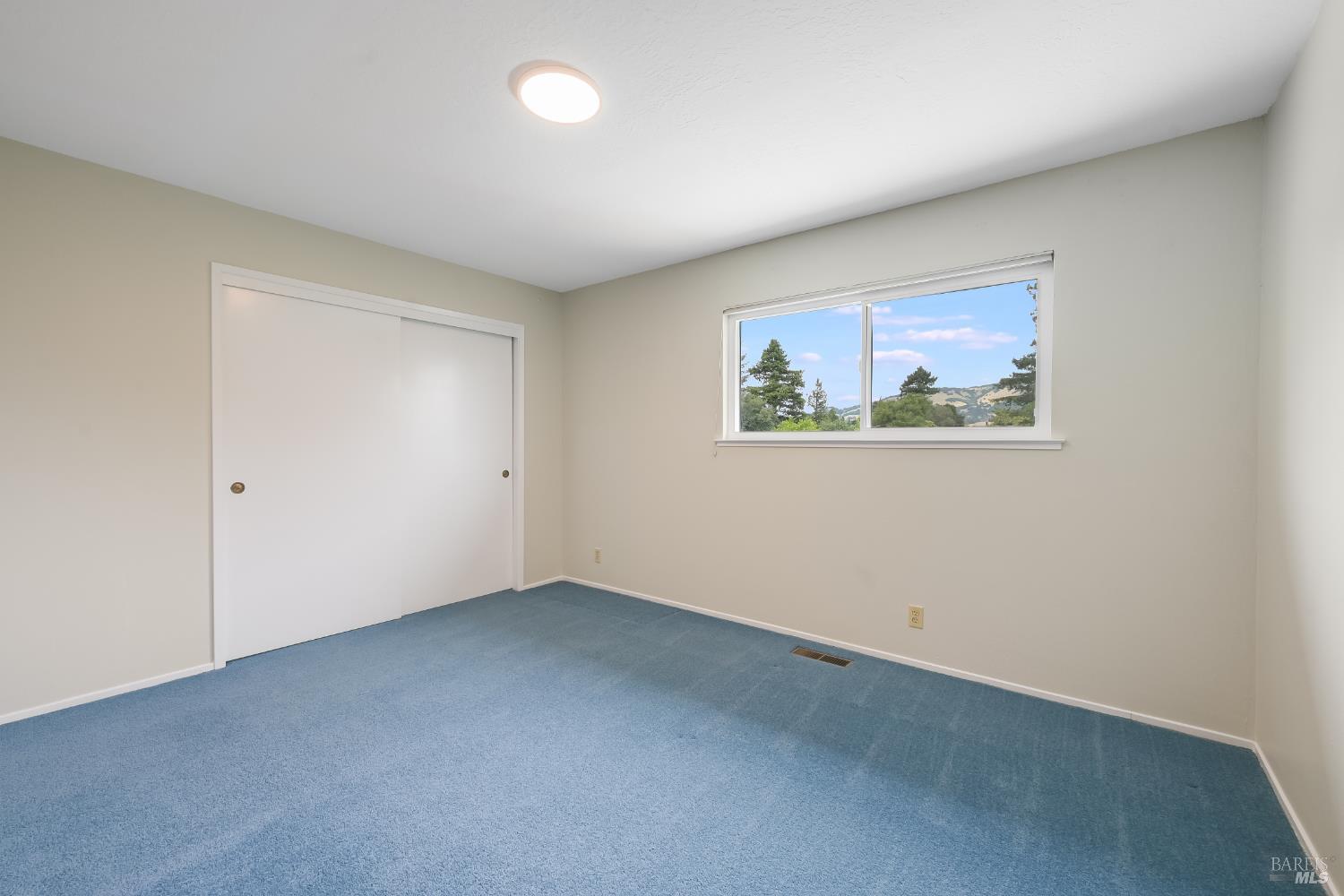717 Glenhill Court Novato CA 94947