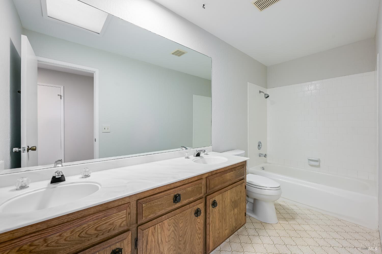 717 Glenhill Court Novato CA 94947