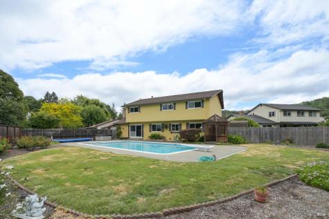 717 Glenhill Court Novato CA 94947