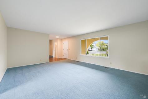 717 Glenhill Court Novato CA 94947