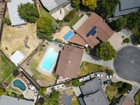 717 Glenhill Court Novato CA 94947