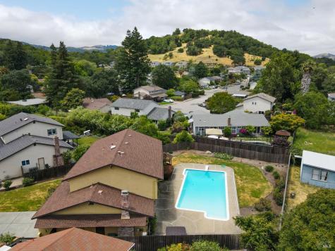 717 Glenhill Court Novato CA 94947