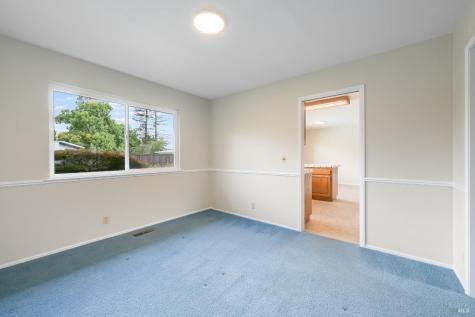 717 Glenhill Court Novato CA 94947