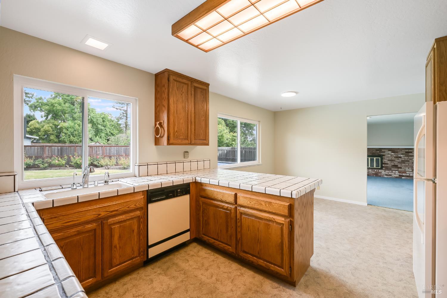 717 Glenhill Court Novato CA 94947