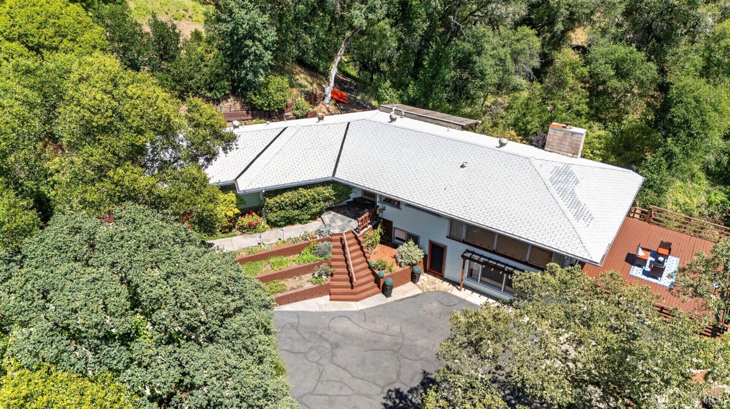 891 Isola Way Ukiah CA 95482