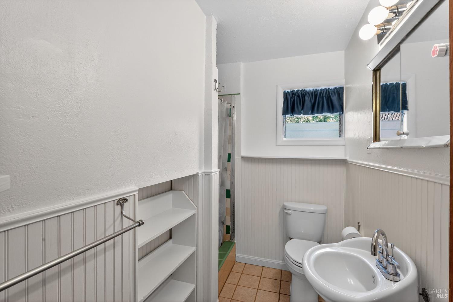 891 Isola Way Ukiah CA 95482
