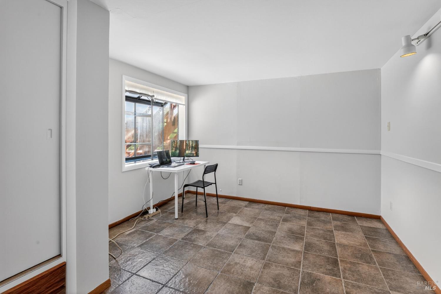 891 Isola Way Ukiah CA 95482
