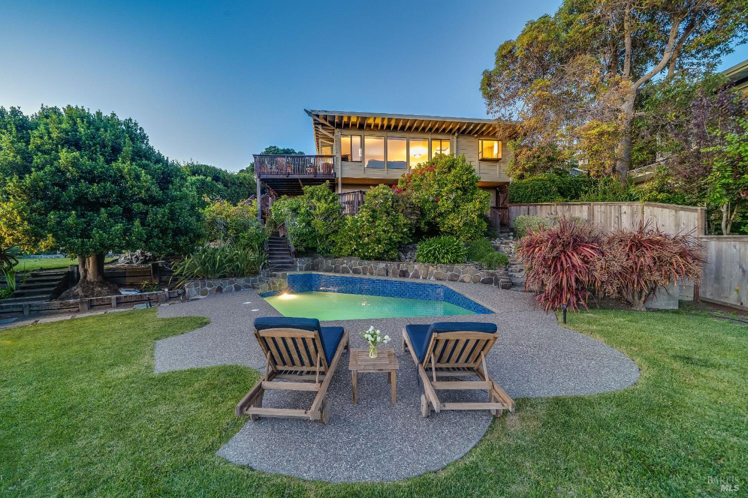 11 Saint Bernard Lane Tiburon CA 94920