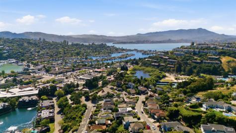 11 Saint Bernard Lane Tiburon CA 94920