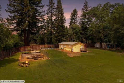 8251 E Side Potter Valley Road