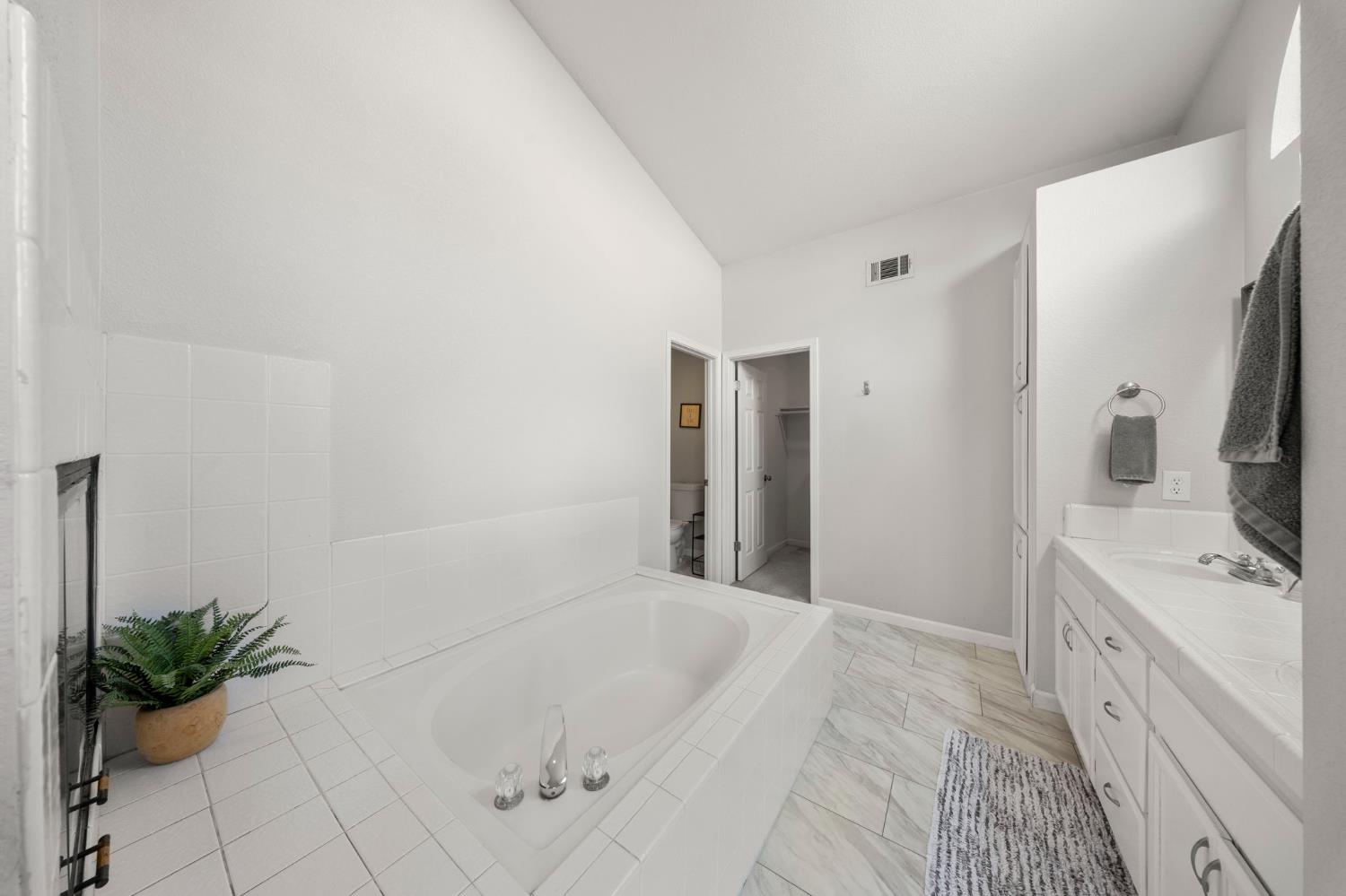 4905 Sun Brook Drive Salida CA 95368