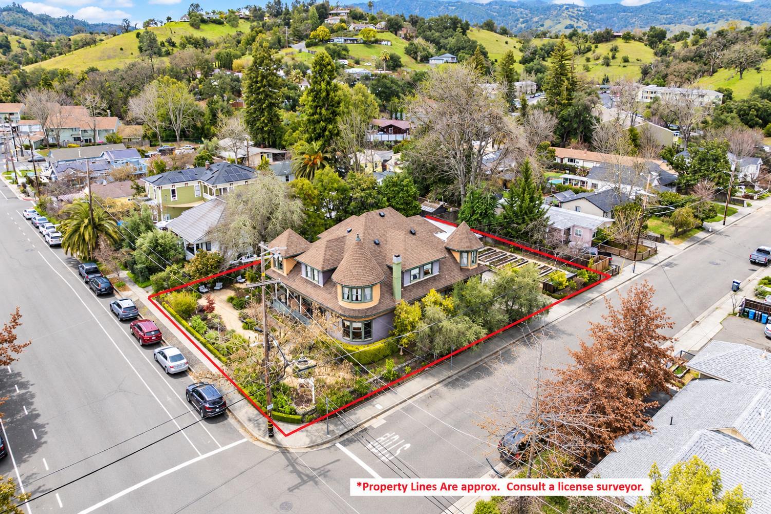302 N Main Street Cloverdale CA 95425