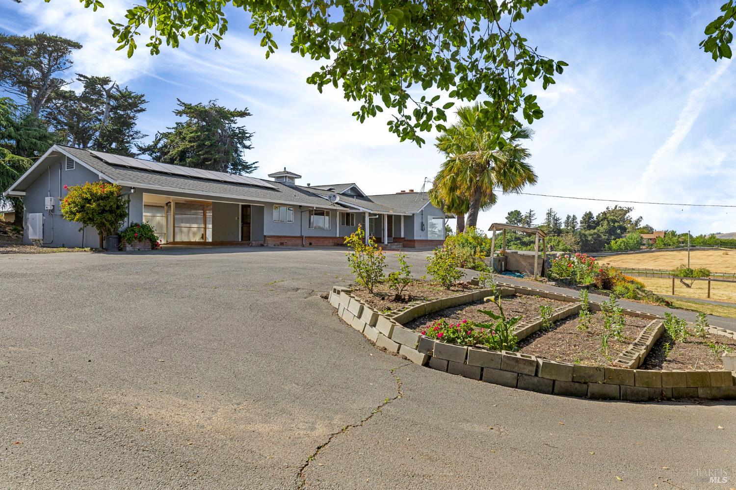 4335 Bodega Avenue Petaluma CA 94952