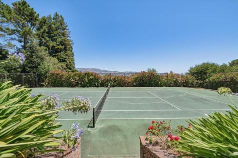 2425 Sobre Vista Road Sonoma CA 95476