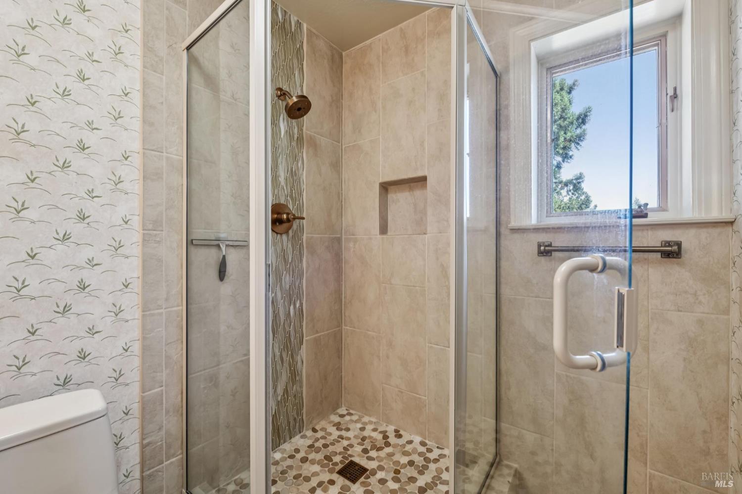 2425 Sobre Vista Road Sonoma CA 95476