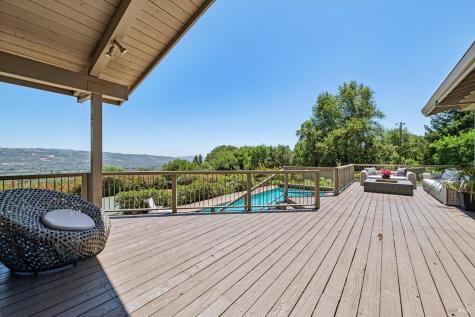2425 Sobre Vista Road Sonoma CA 95476