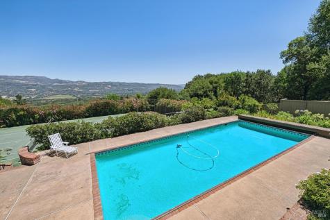 2425 Sobre Vista Road Sonoma CA 95476