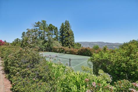 2425 Sobre Vista Road Sonoma CA 95476