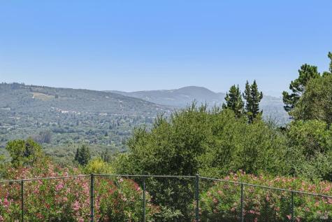 2425 Sobre Vista Road Sonoma CA 95476