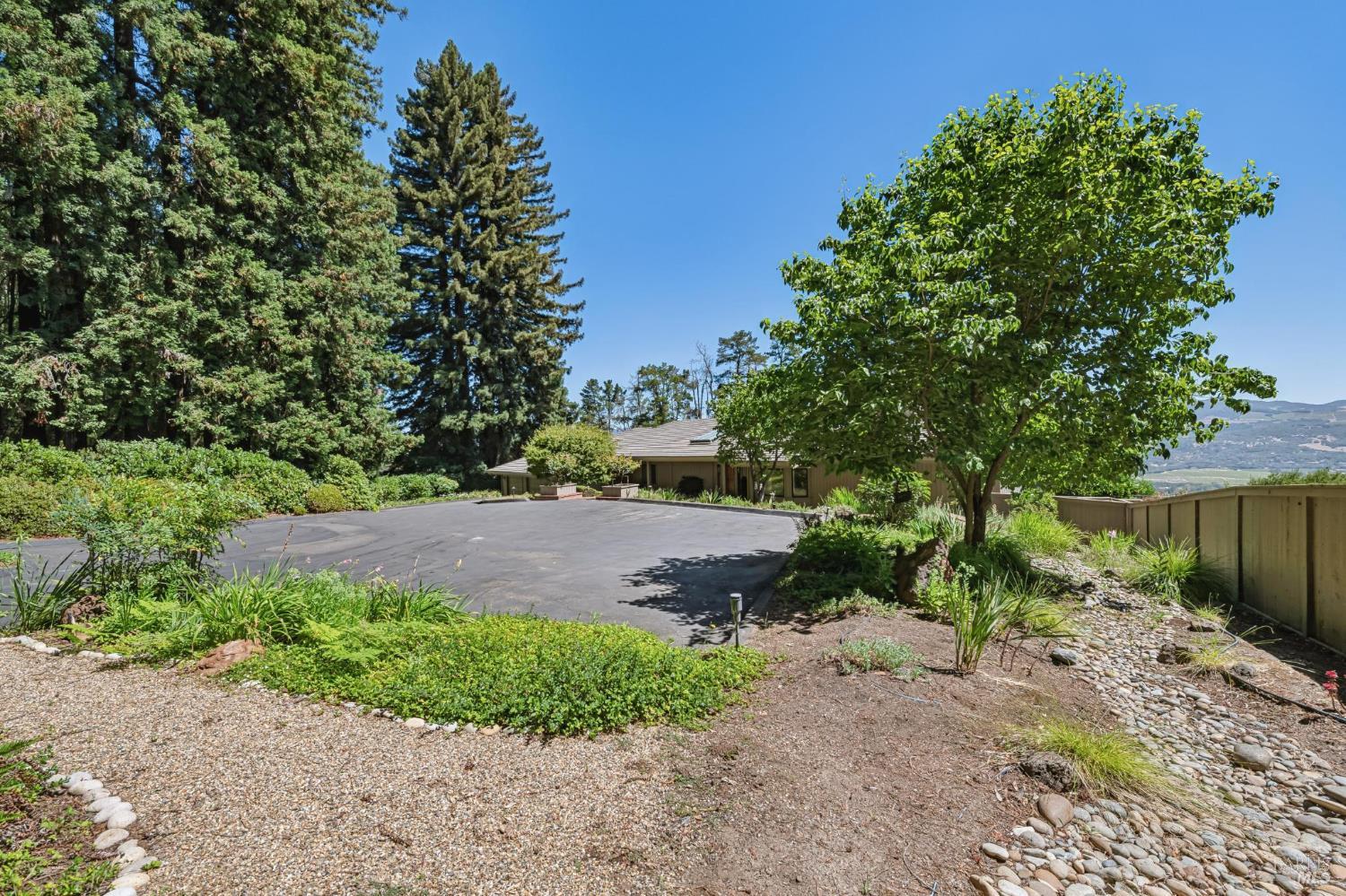 2425 Sobre Vista Road Sonoma CA 95476