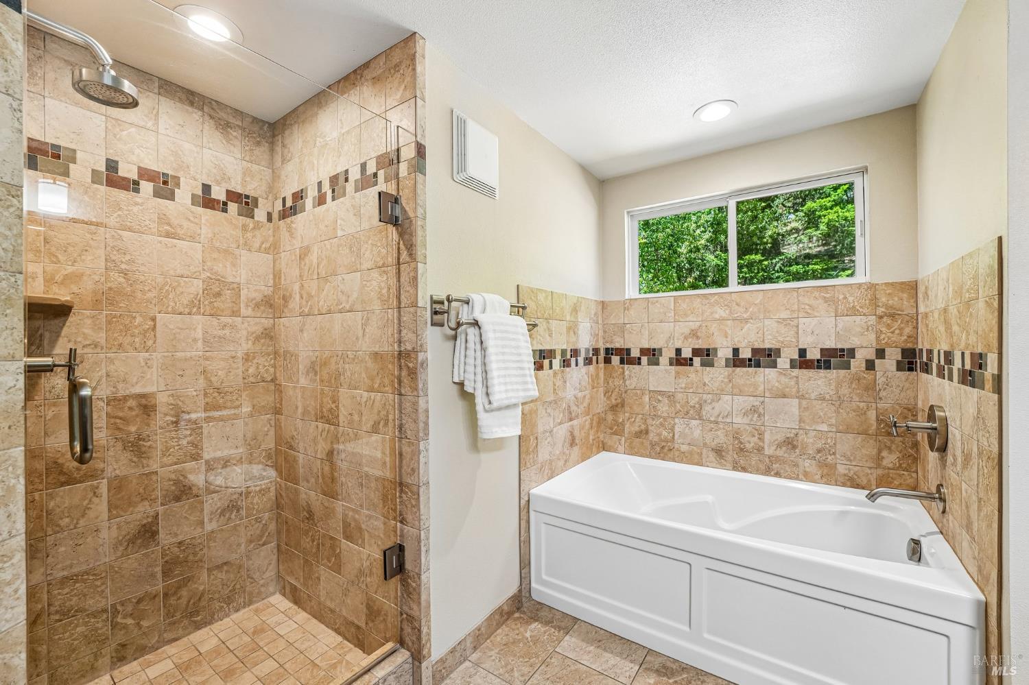 6941 Ellen Lane Forestville CA 95436
