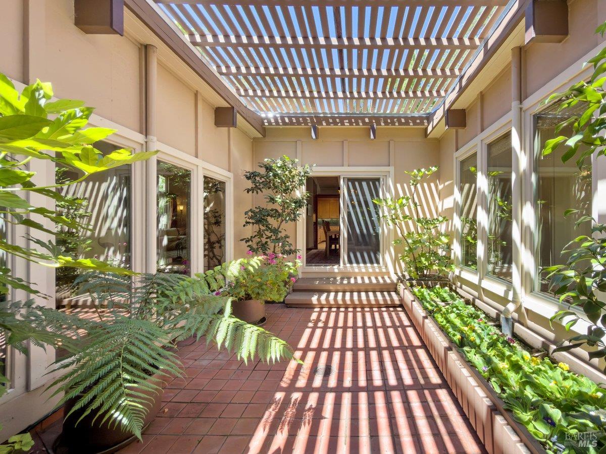 21 Dutch Valley Lane San Anselmo CA 94960