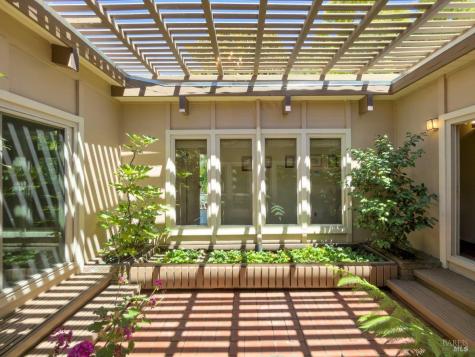 21 Dutch Valley Lane San Anselmo CA 94960