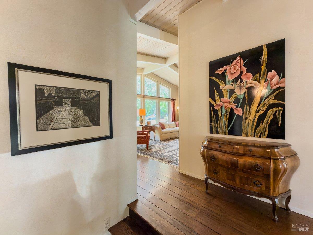 21 Dutch Valley Lane San Anselmo CA 94960