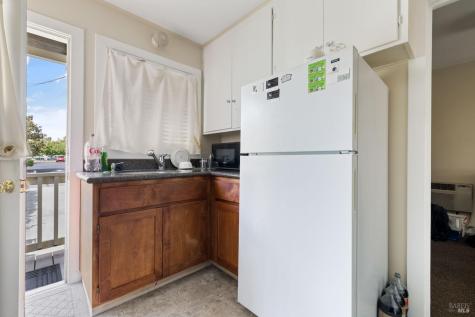 531-531 1/2 E Washington Street Petaluma CA 94952