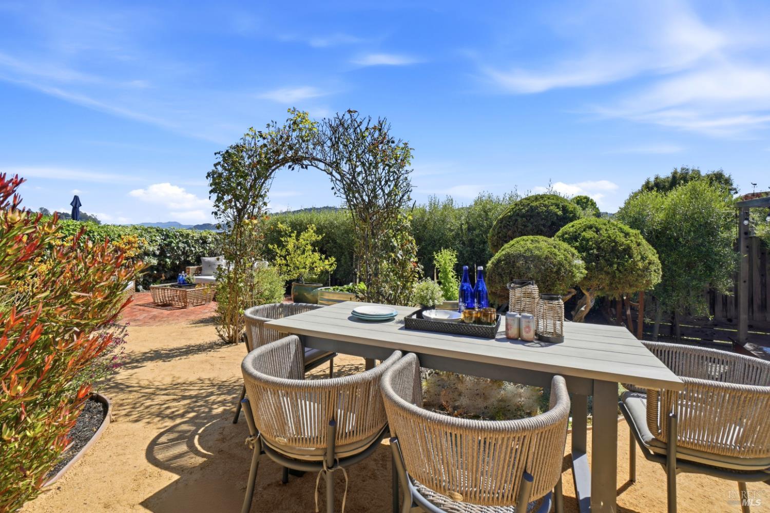 686 Hawthorne Drive Tiburon CA 94920