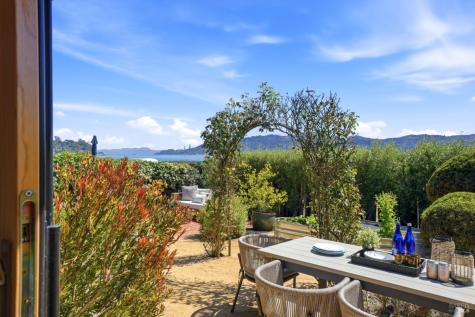 686 Hawthorne Drive Tiburon CA 94920