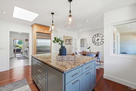 686 Hawthorne Drive Tiburon CA 94920