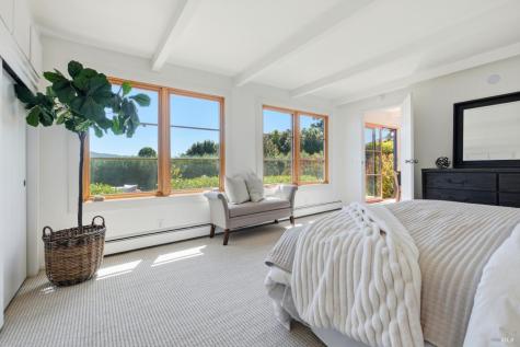 686 Hawthorne Drive Tiburon CA 94920
