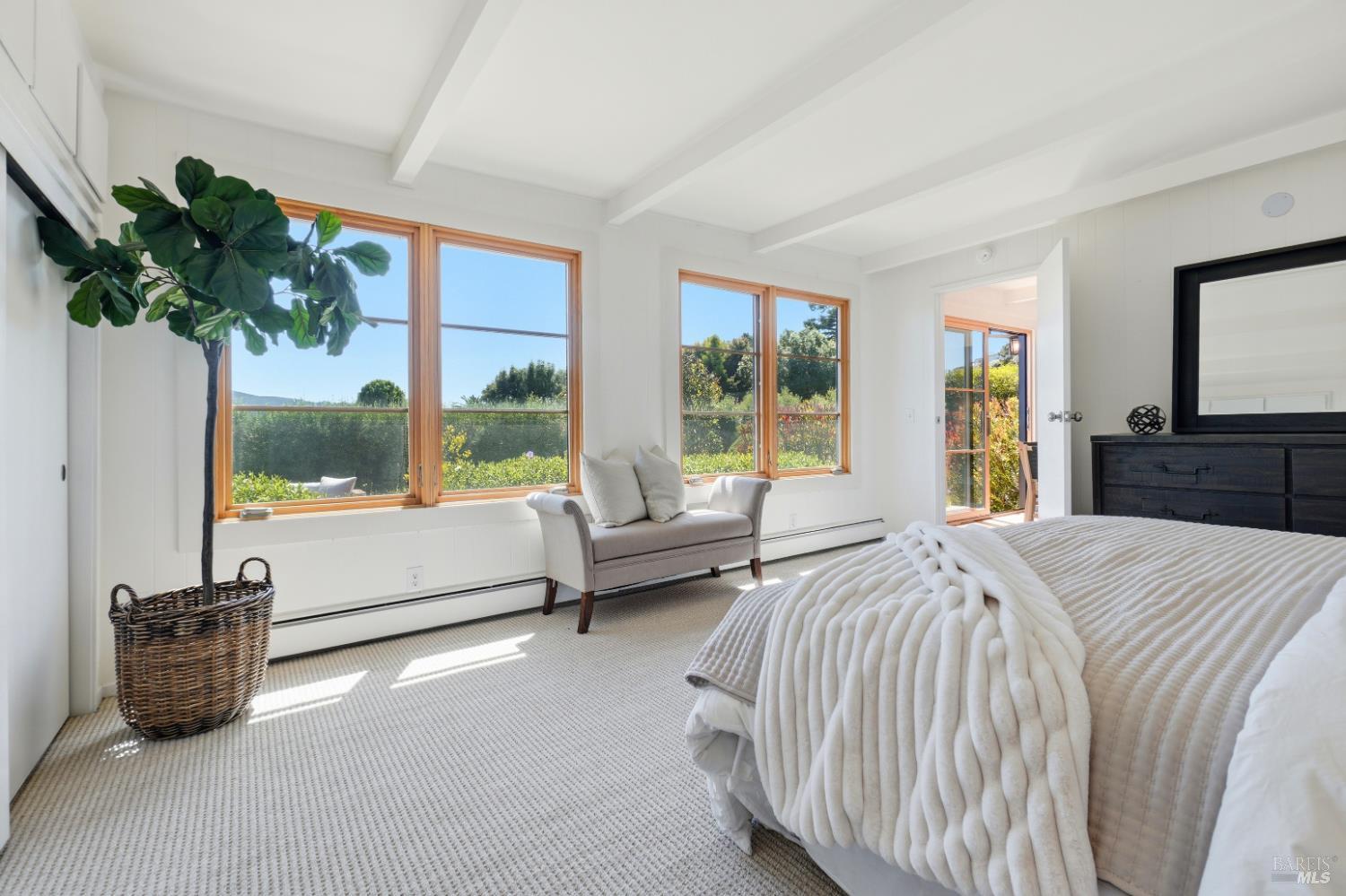686 Hawthorne Drive Tiburon CA 94920
