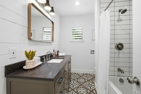686 Hawthorne Drive Tiburon CA 94920