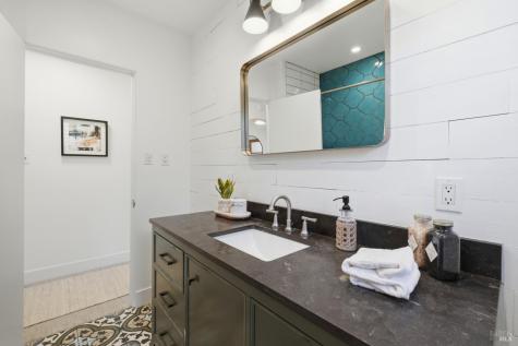 686 Hawthorne Drive Tiburon CA 94920