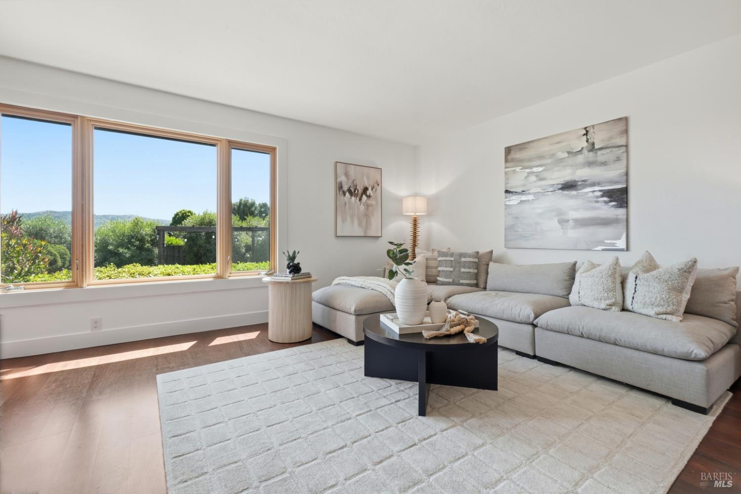 686 Hawthorne Drive Tiburon CA 94920