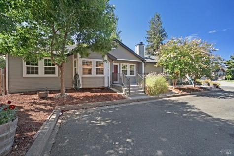 1818 Rhianna Street Santa Rosa CA 95401